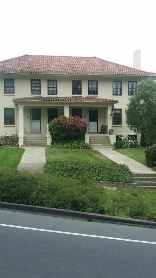 Old army officer houses.jpg image