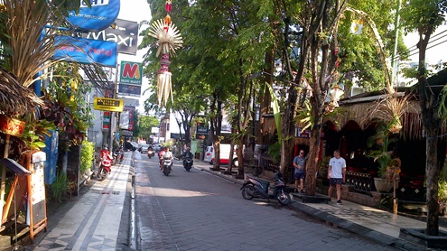 legian-street