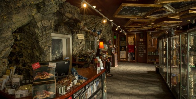 wetaworkshop_gallery002-laptop_1040_529