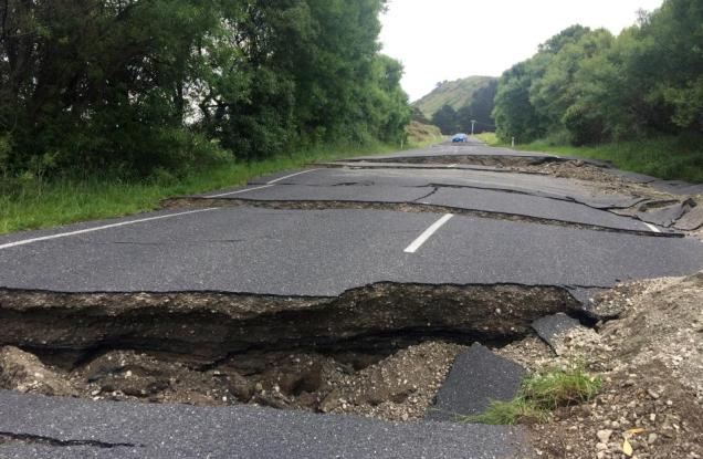 2016-11-13t220704z_296235803_s1beumrcngaa_rtrmadp_3_quake-newzealand_1